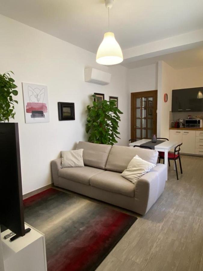 Delonix Regia Olbia Apartment Ngoại thất bức ảnh
